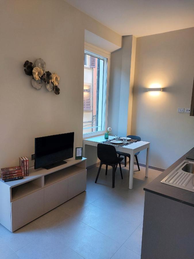 The 6 Apartments Ріміні Екстер'єр фото