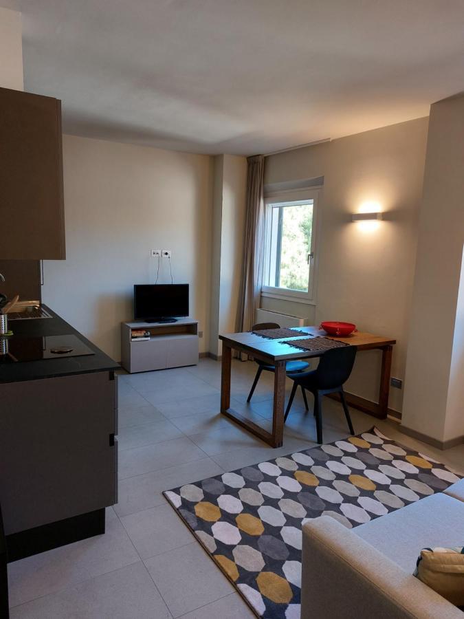 The 6 Apartments Ріміні Екстер'єр фото